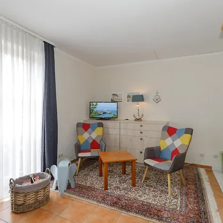 Apartment Ingeborg 16 *